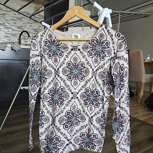 Old Navy Floral Patterned Blouse - Black and Pink